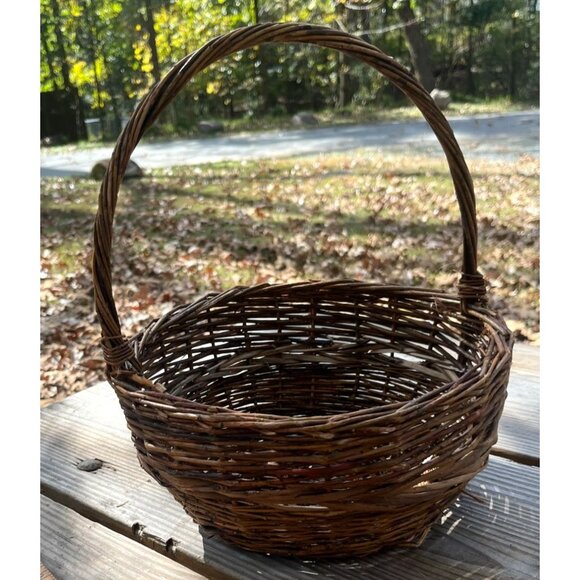 Handmade Willow Wicker Basket Vintage - Picture 2 of 12
